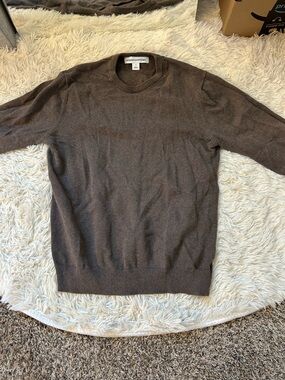Amazon Essentials Men's Brown Crewneck Sweater
